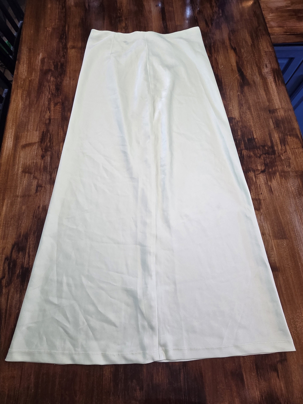 Urban Outfitters UO Winona Satin Maxi Skirt Green Large